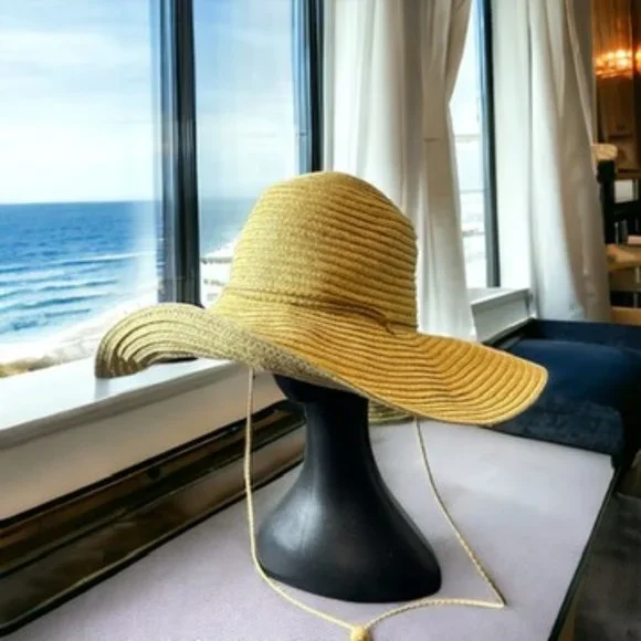 Disney Aulani Hawaii Women's Straw Floppy Sun Hat - Picture 1 of 6